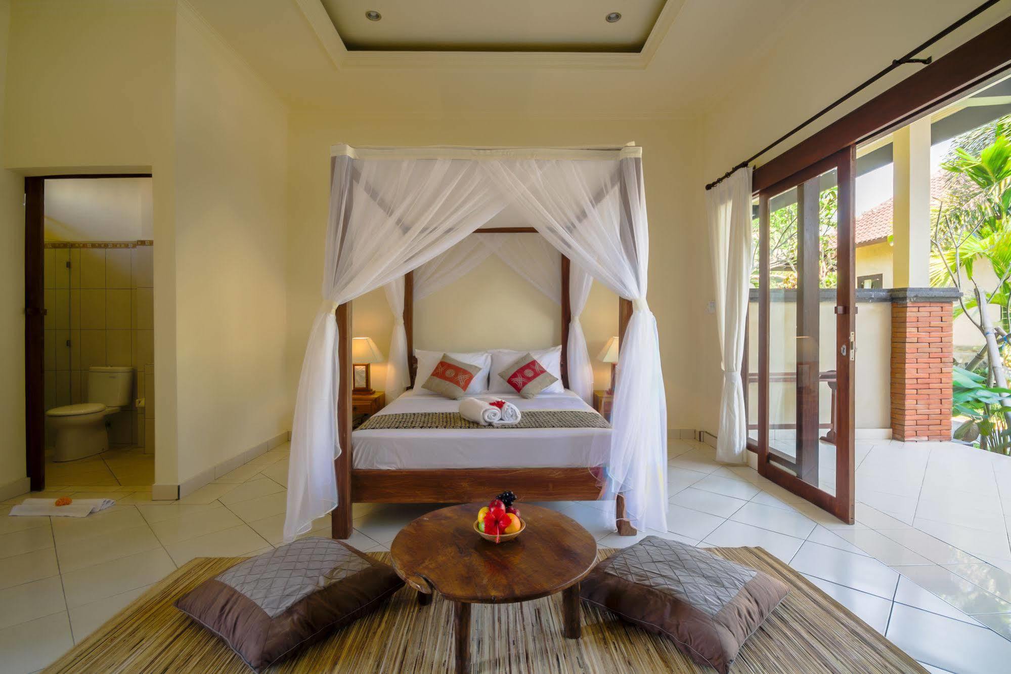 Loka Pala Villa Ubud Exteriör bild