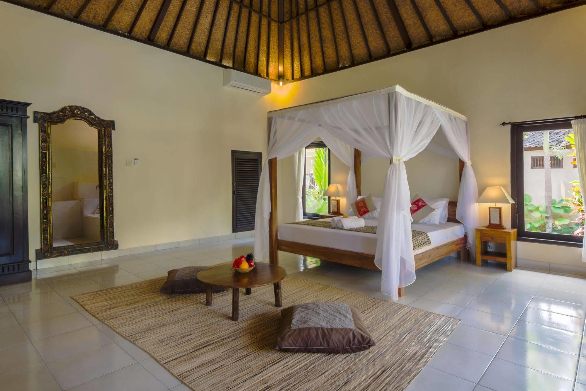 Loka Pala Villa Ubud Exteriör bild