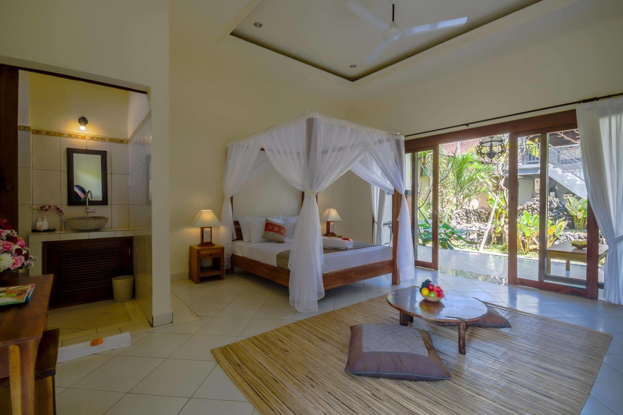 Loka Pala Villa Ubud Exteriör bild
